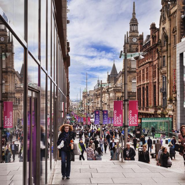 Crowd pictured shopping in Glasgow